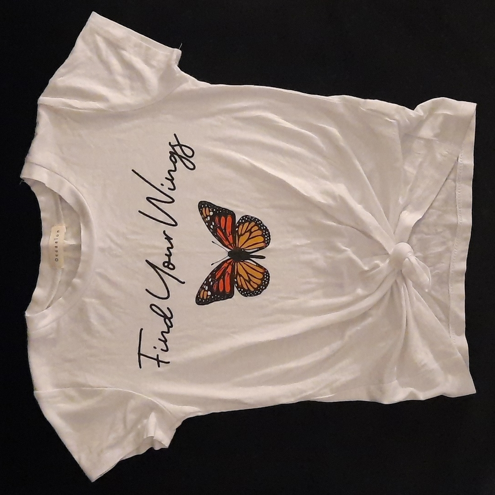 Girls size small (7-8) Occasion brand tee shirt with butterfly